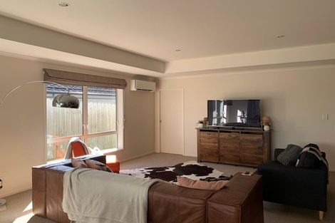 Photo of property in 60 Toscana Drive, Karaka, Papakura, 2113