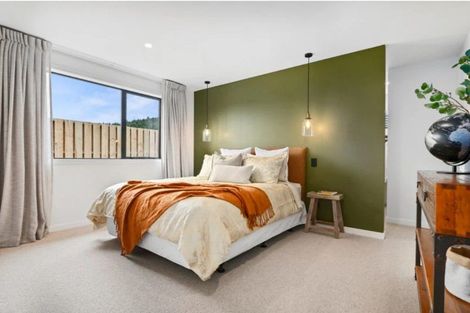 Photo of property in 15 Maurice Harding Avenue, Paerata, 2124