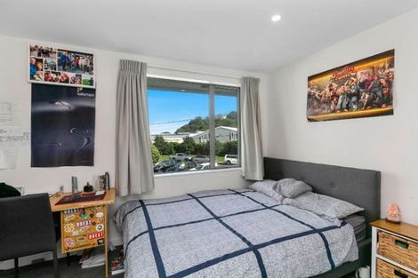 Photo of property in 2u3 Stone Street, Miramar, Wellington, 6022