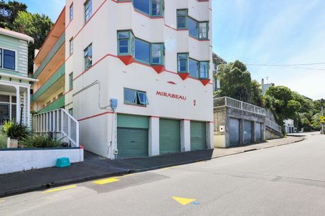 Photo of property in 28u1 Clifton Terrace, Kelburn, Wellington, 6012