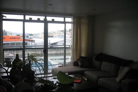 Photo of property in Grandstand Apartments, 80u6 Kent Terrace, Mount Victoria, Wellington, 6011