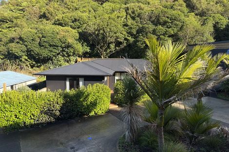 Photo of property in 18 Appleton Place, Karori, Wellington, 6012