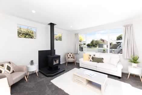 Photo of property in 44 Cutts Road, Russley, Christchurch, 8042
