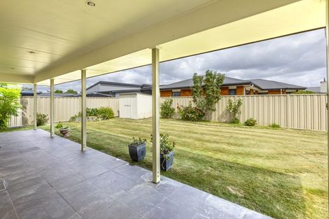 Photo of property in 24 Belgrove Place, Waipukurau, 4200