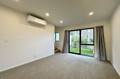 Photo of property in 6/60 Kemp Road, Massey, Auckland, 0614