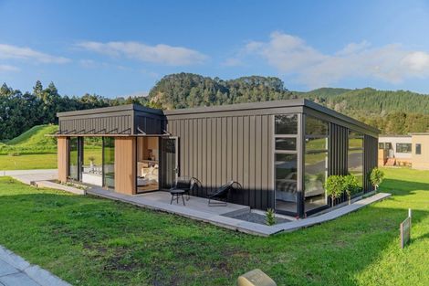 Photo of property in 11 Pinnacles Lane, Pauanui, 3579
