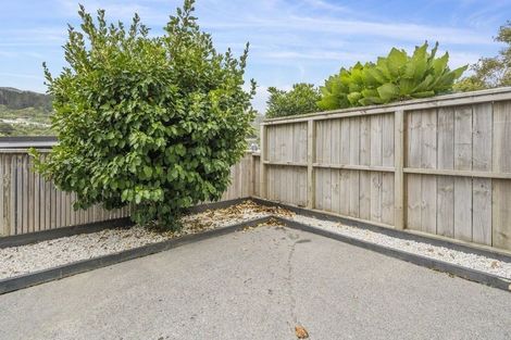 Photo of property in 7u2 Handyside Street, Tawa, Wellington, 5028