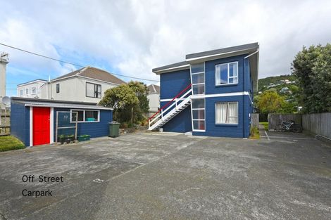 Photo of property in 218u8 Onepu Road, Lyall Bay, Wellington, 6022
