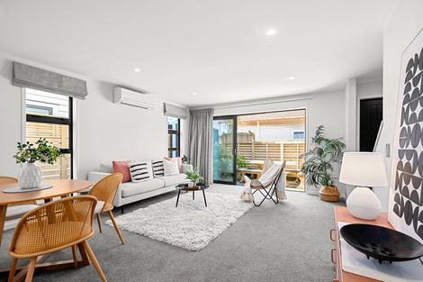 Photo of property in 90a Cambridge Terrace, Waterloo, Lower Hutt, 5011