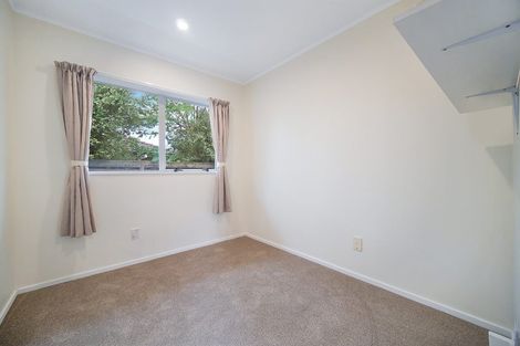 Photo of property in 11 Suncrest Drive, West Harbour, Auckland, 0618