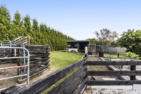 Photo of property in 484 Corbett Road, Lepperton, New Plymouth, 4373