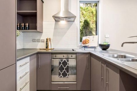 Photo of property in 16/27 The Rigi, Northland, Wellington, 6012