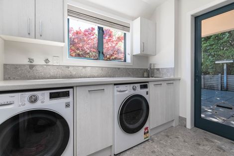 Photo of property in 17a Simla Crescent, Khandallah, Wellington, 6035