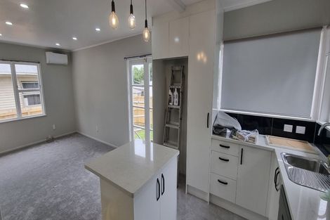 Photo of property in 38 Eddowes Street, Manurewa, Auckland, 2102