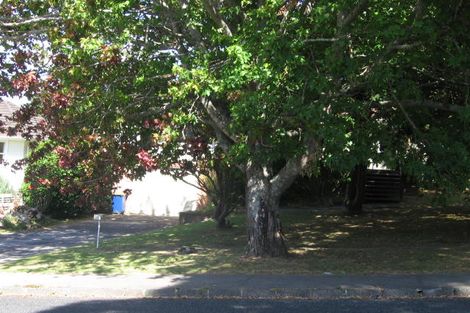 Photo of property in 75 Marlborough Avenue, Glenfield, Auckland, 0629
