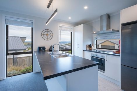 Photo of property in 25 Huntaway Close, Stoke, Nelson, 7011