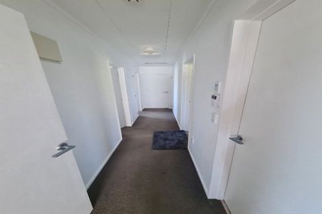 Photo of property in 35 Almora View, Ascot Park, Porirua, 5024