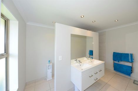 Photo of property in 4 Crown Close, Prebbleton, 7604