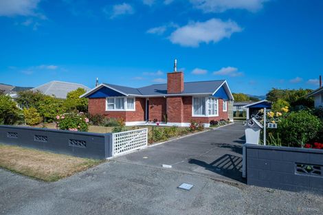 Photo of property in 24 Rhodes Street, Waimate, 7924