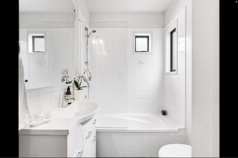 Photo of property in The Grange, 63/92 Bush Road, Albany, Auckland, 0632