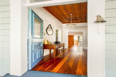 Photo of property in 139 Titirangi Road, New Lynn, Auckland, 0600