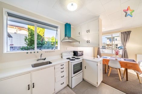 Photo of property in 61a Bristol Square, Hutt Central, Lower Hutt, 5010