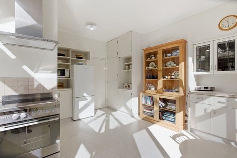 Photo of property in 24 Turi Street, Welbourn, New Plymouth, 4312