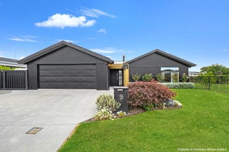 Photo of property in 9 Godley Place, Woodend, 7610