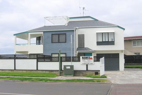 Photo of property in 4a Surf Road, Mount Maunganui, 3116