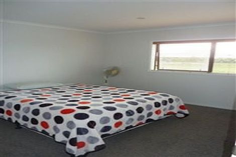 Photo of property in 12 Teal Way, Hobsonville, Auckland, 0616