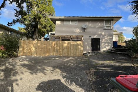 Photo of property in 49a Helena Street, Massey, Auckland, 0614