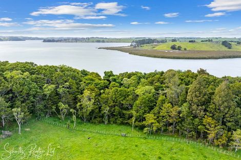 Photo of property in 186 Metcalfe Road, Matakohe, 0593