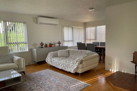 Photo of property in 42 Cyclarama Crescent, Massey, Auckland, 0614