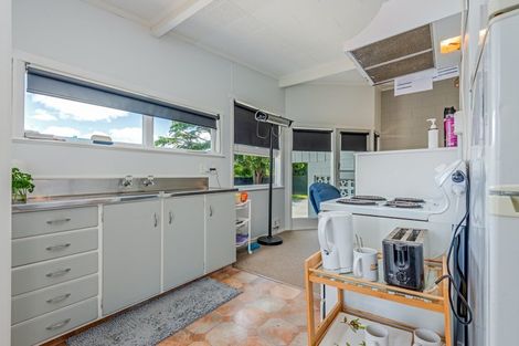 Photo of property in 1/37 Wood Street, Takaro, Palmerston North, 4410