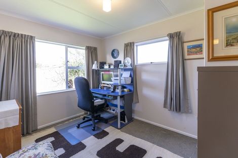 Photo of property in 12 Heather Street, Levin, 5510