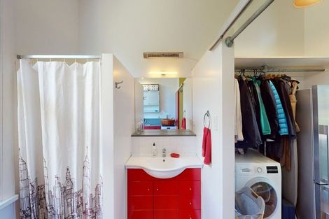 Photo of property in 23 Maarama Crescent, Aro Valley, Wellington, 6021
