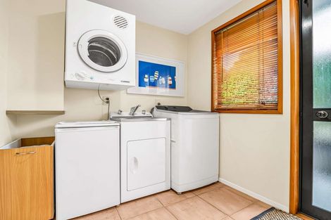 Photo of property in 2 Mahoe Street, Matua, Tauranga, 3110