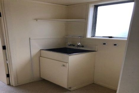 Photo of property in 3 Shepherds Road, Papakura, 2110