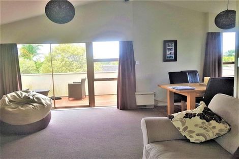 Photo of property in 4 Intrepid Place, Torbay, Auckland, 0630