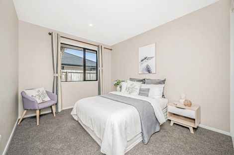 Photo of property in 17 Exeter Lane, Rolleston, 7614