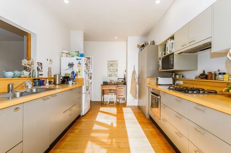 Photo of property in 16 Walter Road, Lowry Bay, Lower Hutt, 5013