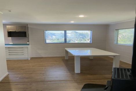 Photo of property in 11 Longview Rise, Massey, Auckland, 0614