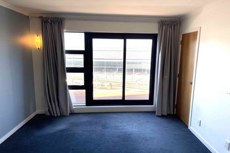 Photo of property in Endeavour Apartments, 125u4 Thorndon Quay, Pipitea, Wellington, 6011