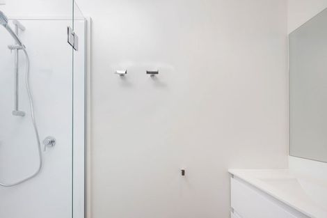 Photo of property in 129 Houghton Bay Road, Houghton Bay, Wellington, 6023