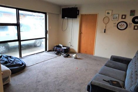 Photo of property in 69 Peverel Street, Riccarton, Christchurch, 8041