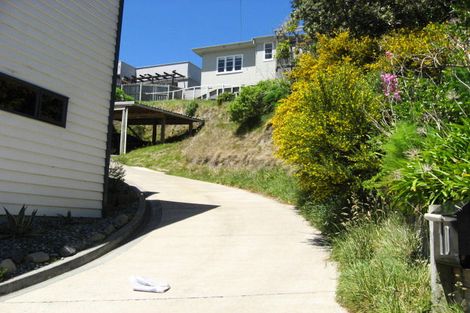 Photo of property in 1b Shalimar Crescent, Khandallah, Wellington, 6035