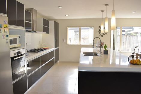 Photo of property in 85 Laurel Oak Drive, Schnapper Rock, Auckland, 0632