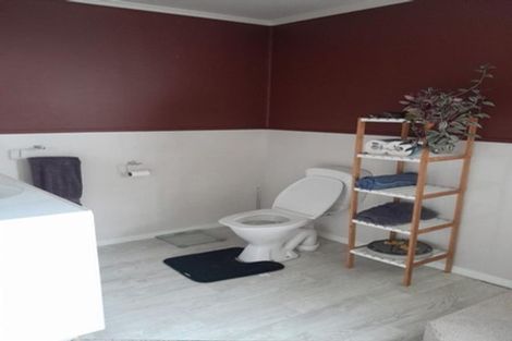 Photo of property in 10 Churchill Crescent, Foxton, 4814