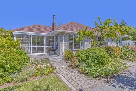 Photo of property in 31 Fovant Street, Russley, Christchurch, 8042