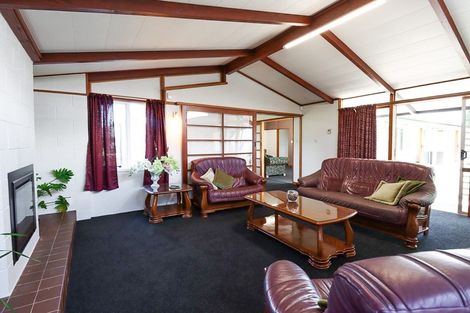 Photo of property in 37 Guy Street, Dannevirke, 4930